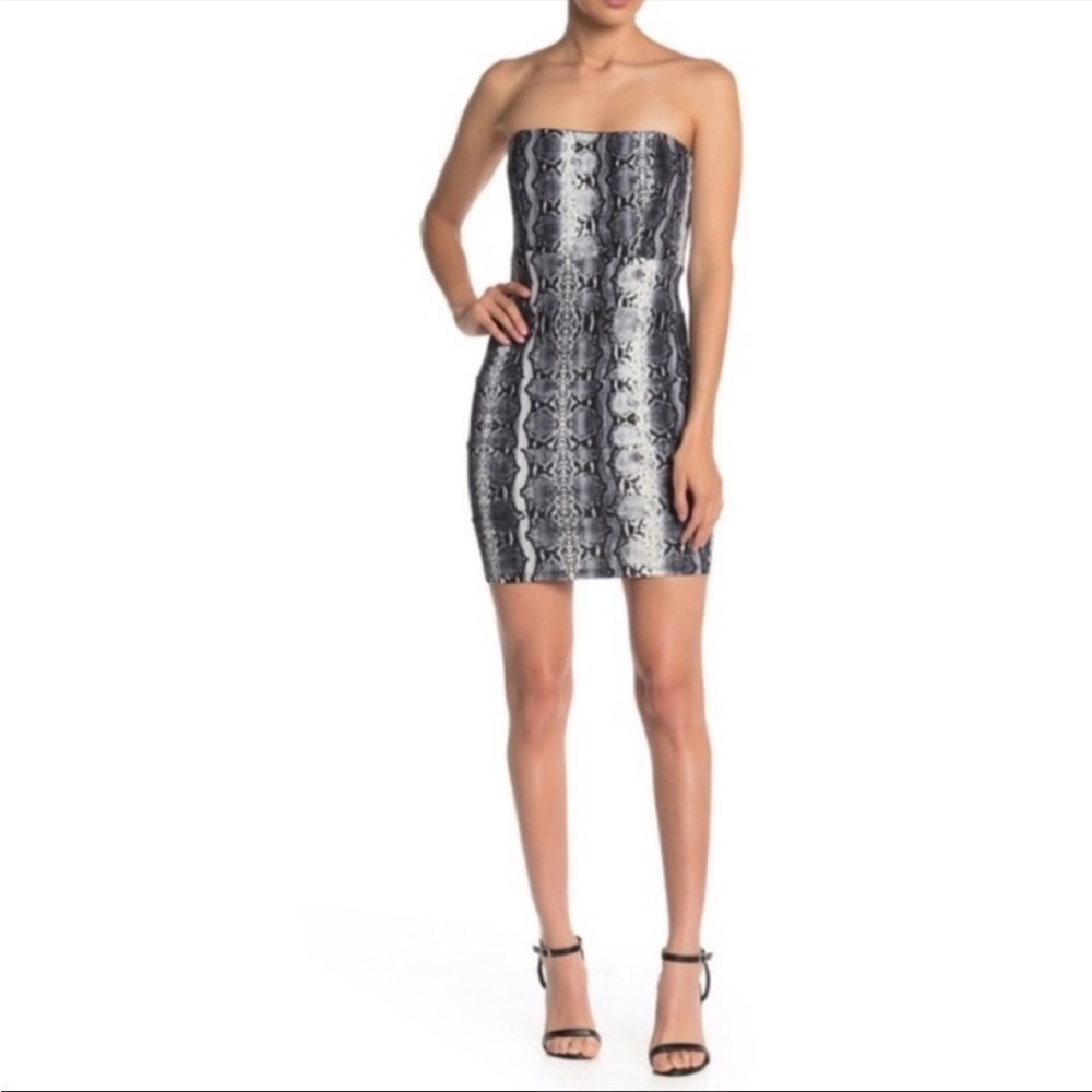 𝅺Jump Apparel Snake Print Strapless Bodycon Scuba Dress Black Gray Size XS